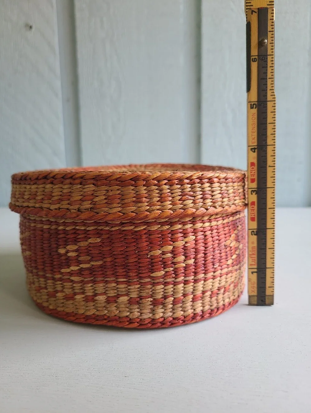 Vintage Wheat Grass Nesting Baskets with Lids